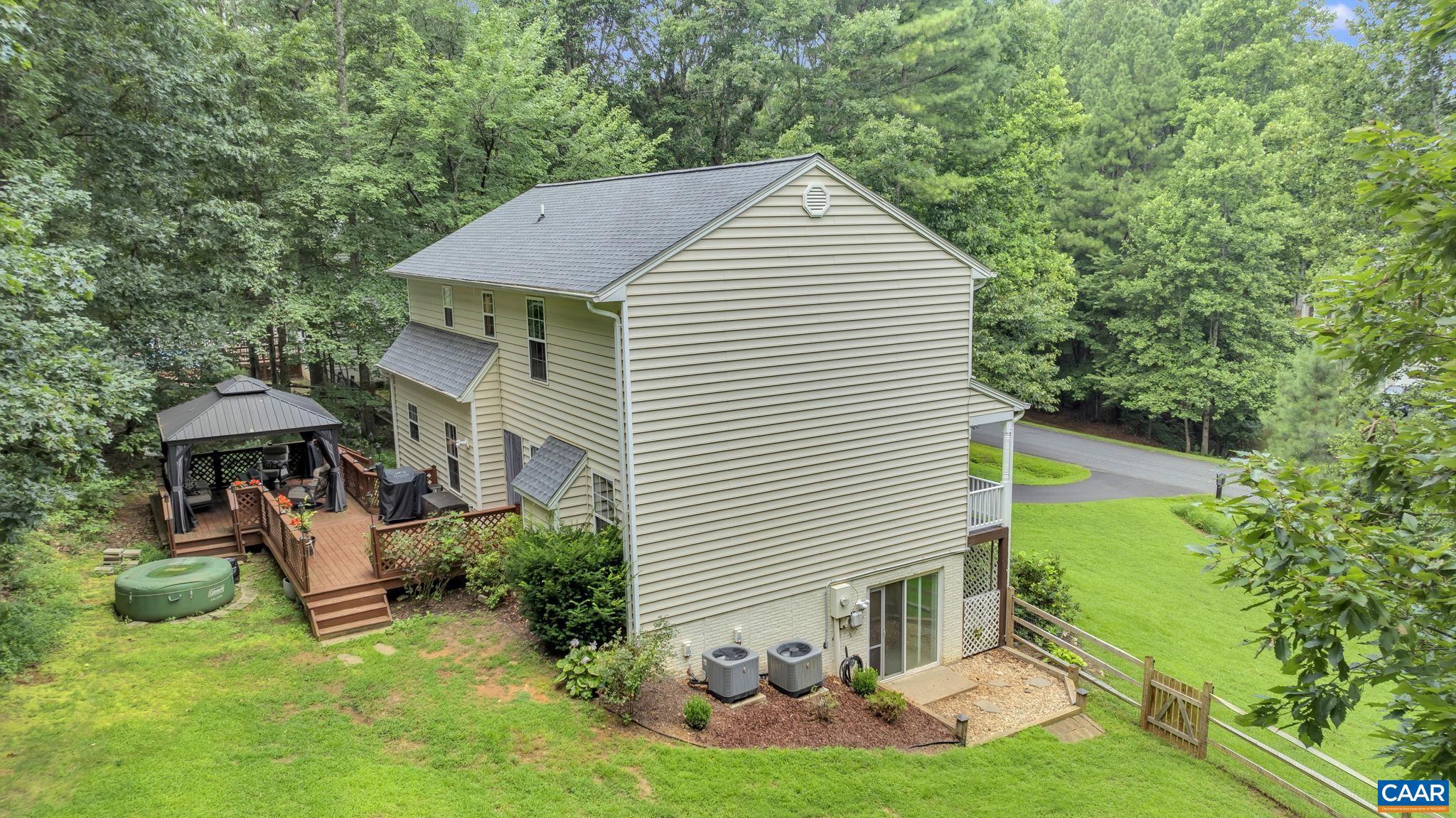 PREDDY CREEK - Residential