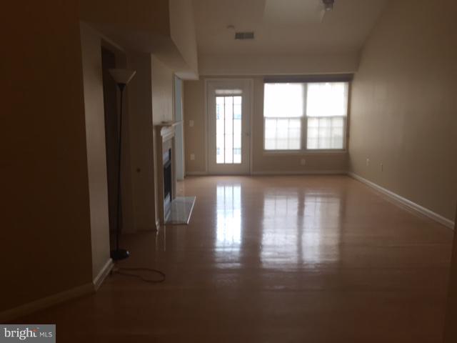 WESTBRIAR - Residential Lease