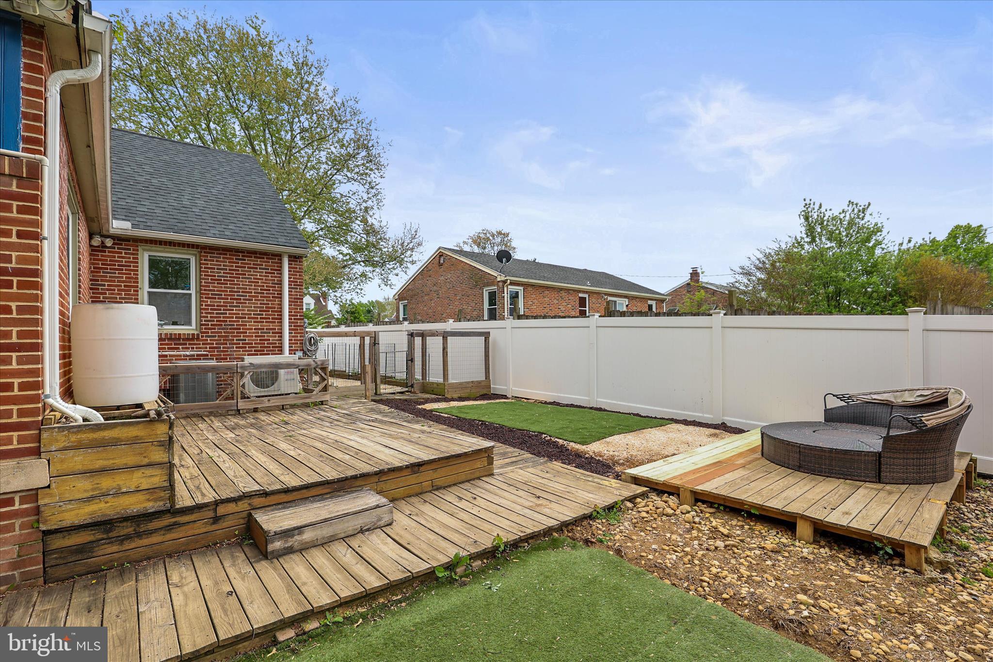 FAYFIELD - Residential
