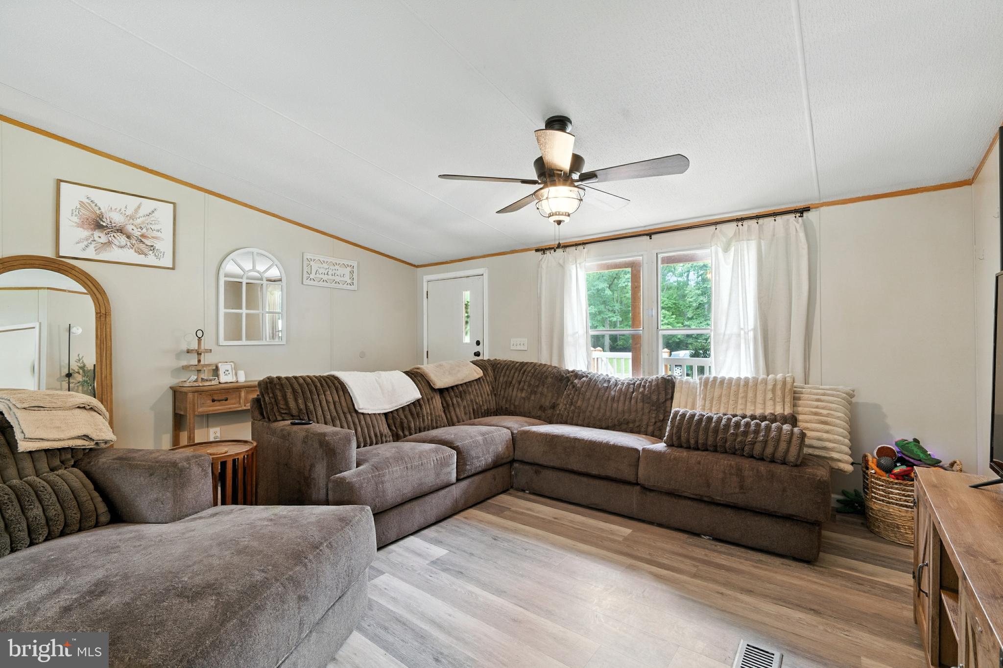 13240 KNOTTS LANE