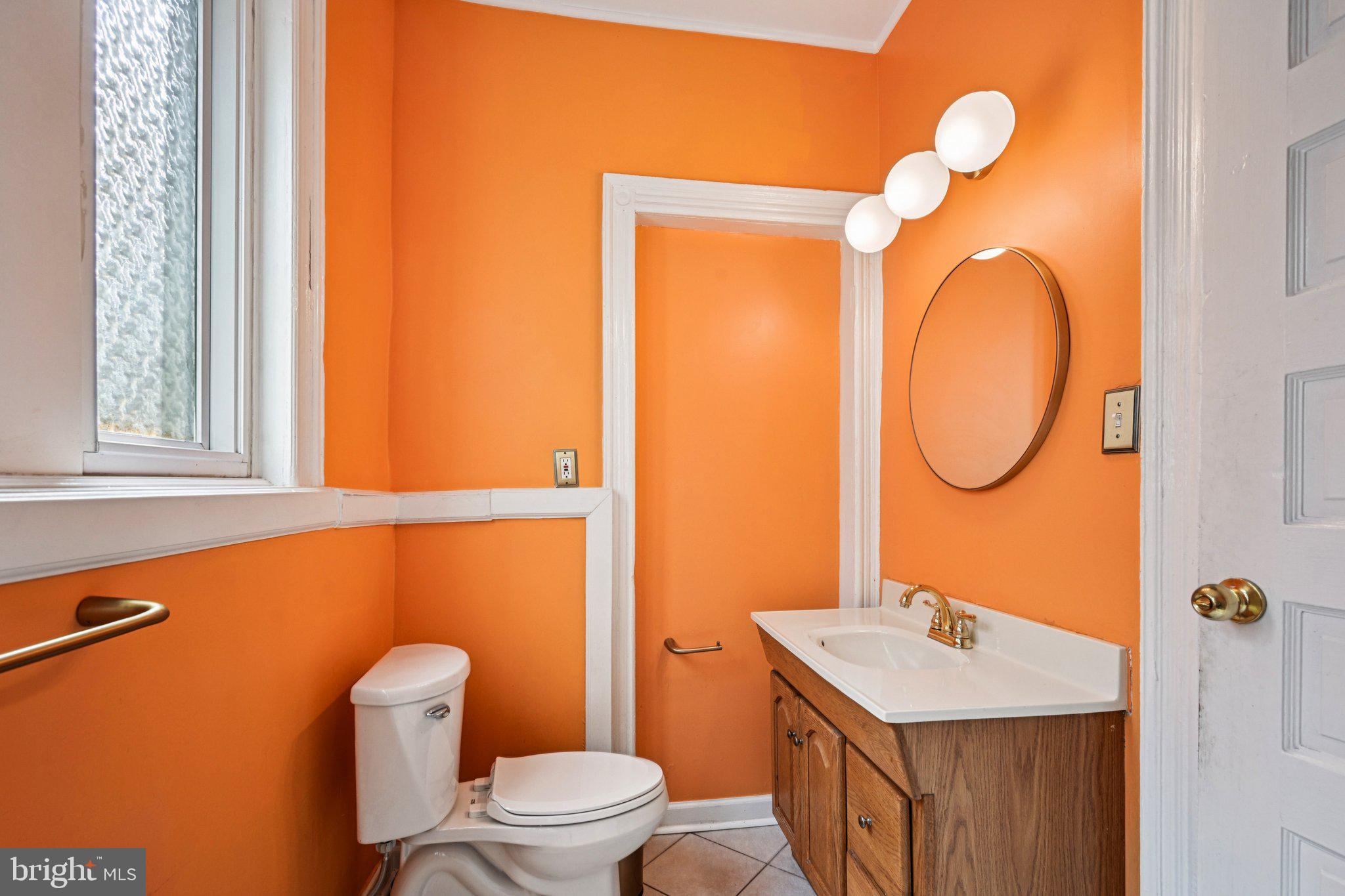 UNIVERSITY CITY - Residential Income