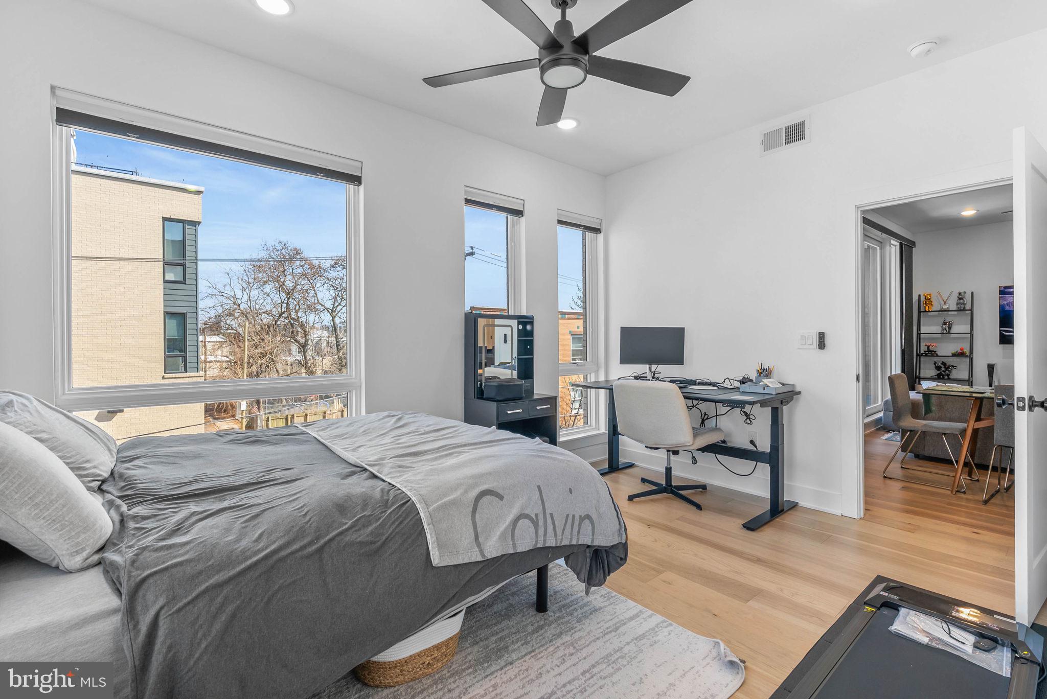 FRANCISVILLE - Residential