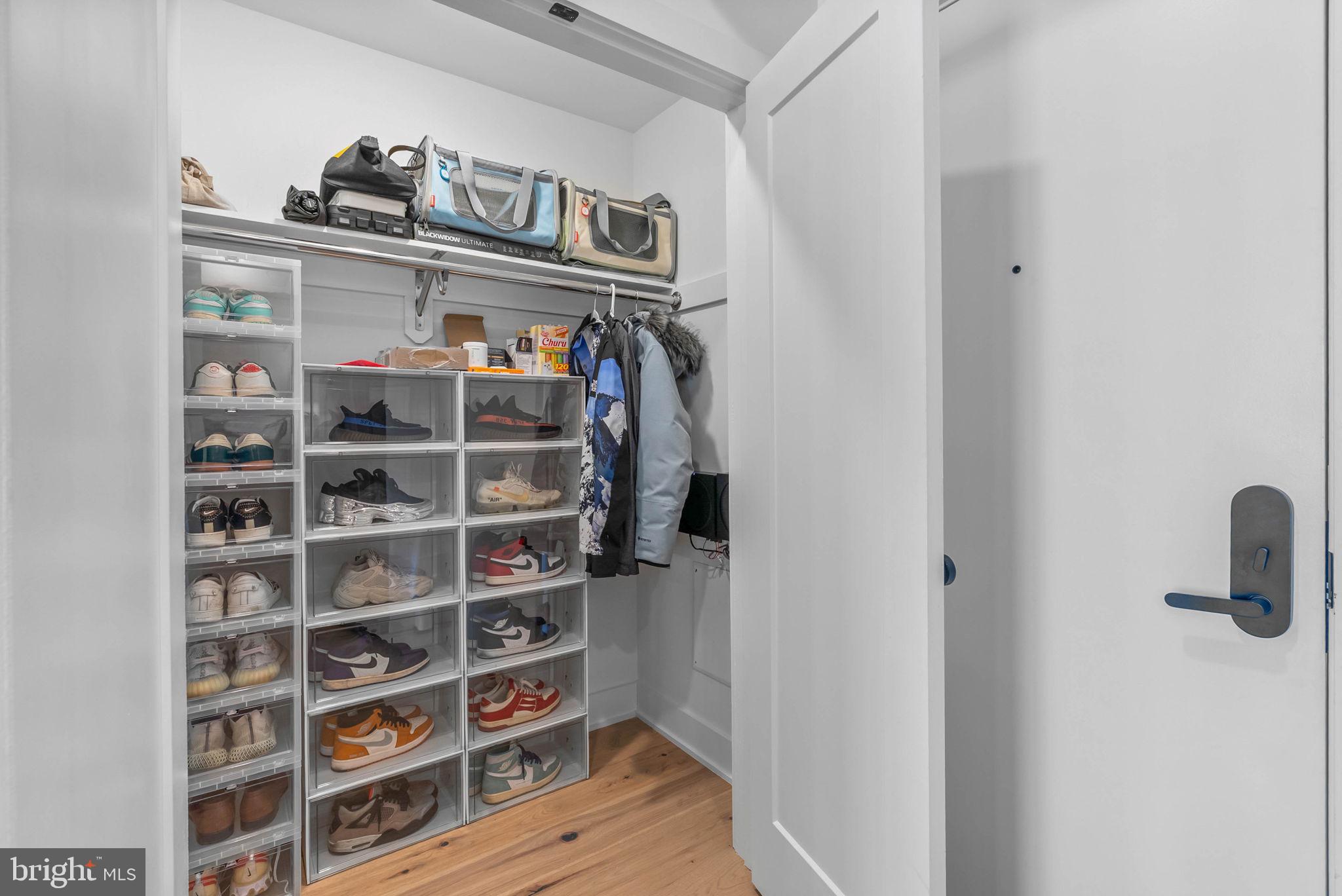 FRANCISVILLE - Residential