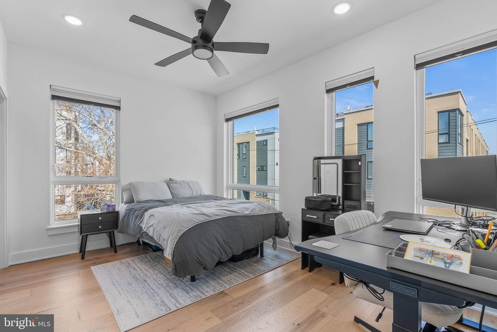 FRANCISVILLE - Residential