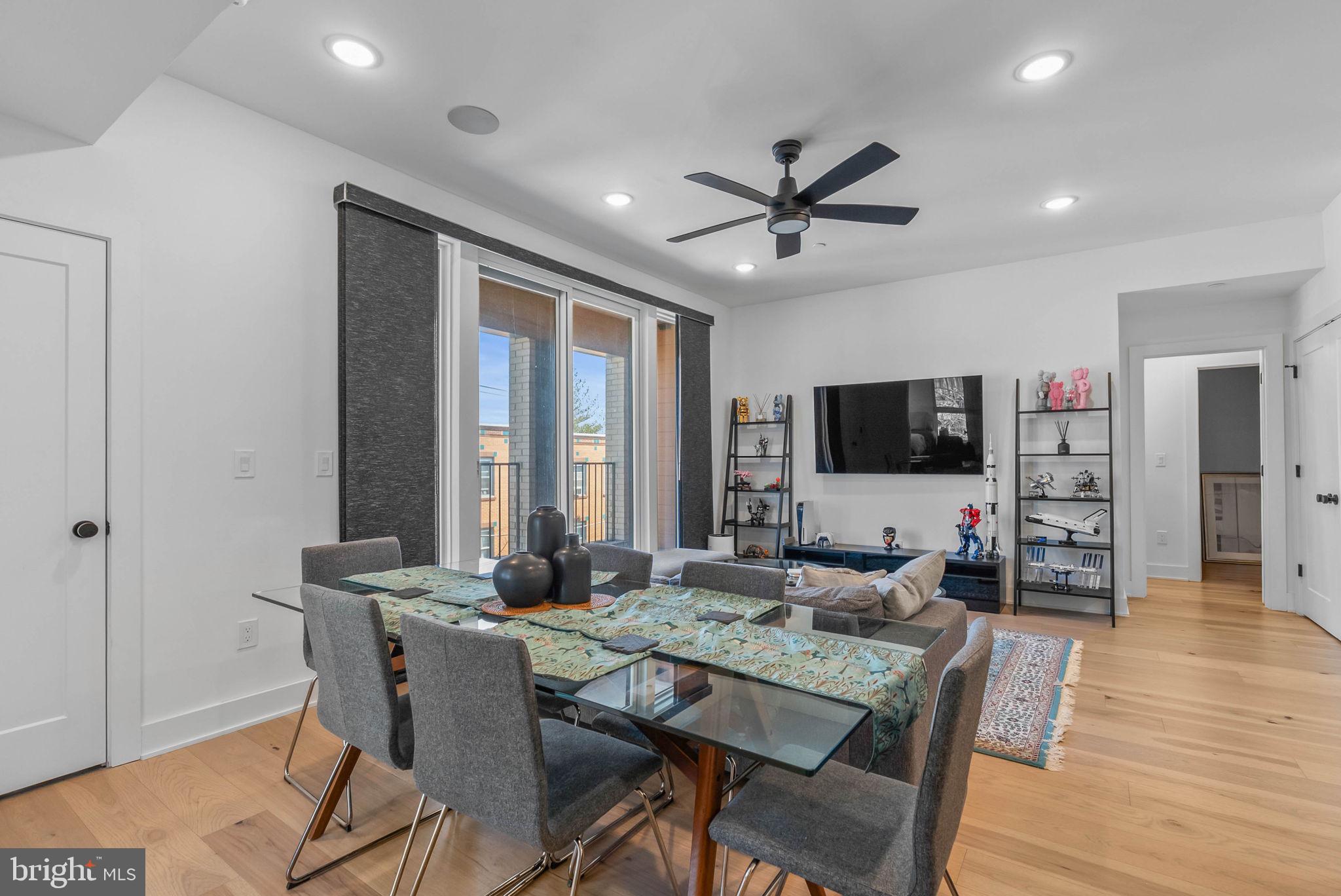 FRANCISVILLE - Residential