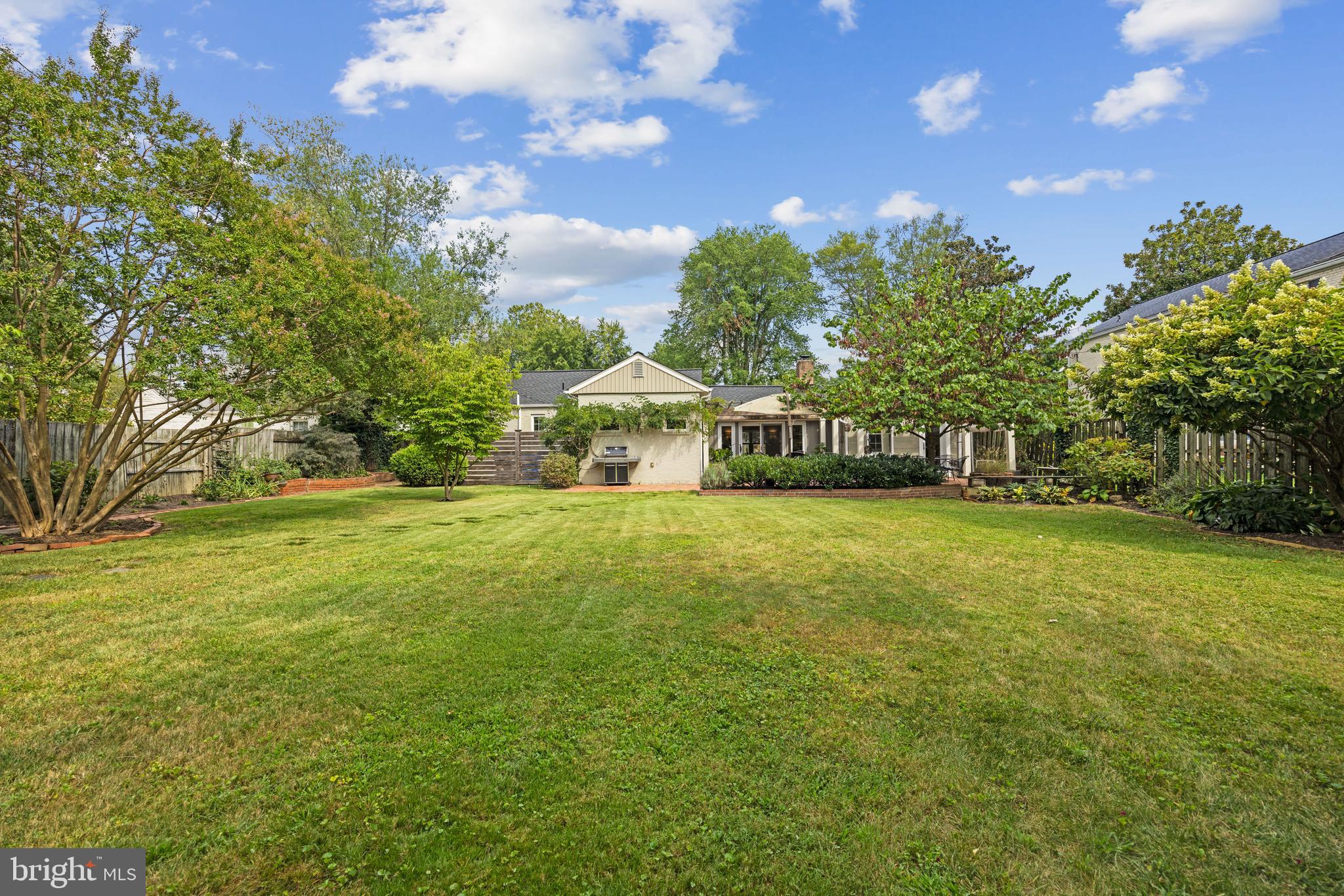 NEW ALEXANDRIA - Residential