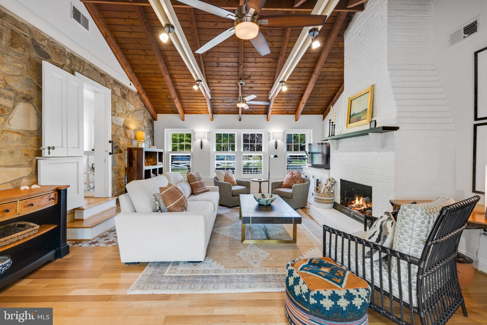 NEW ALEXANDRIA - Residential