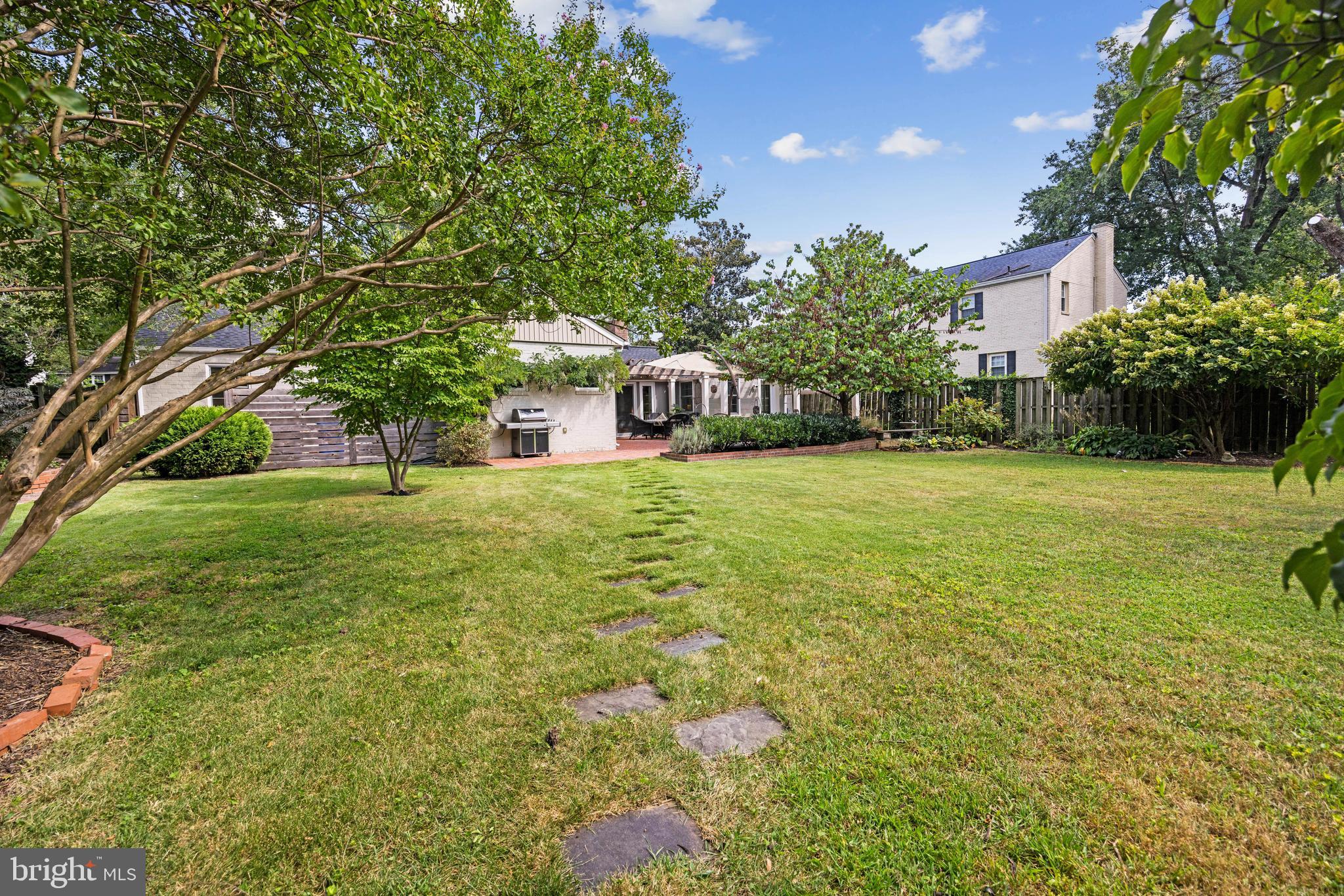 NEW ALEXANDRIA - Residential