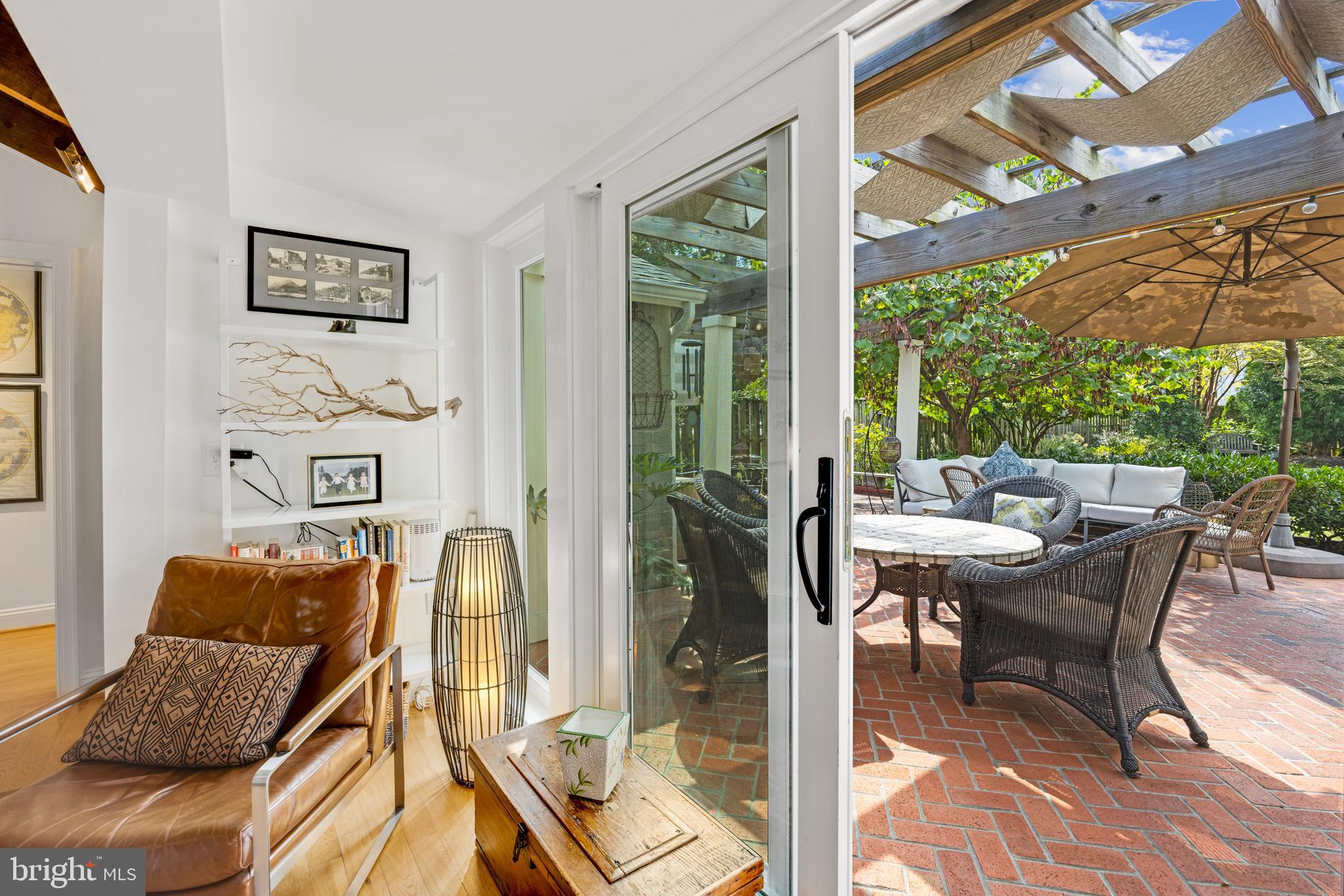 NEW ALEXANDRIA - Residential