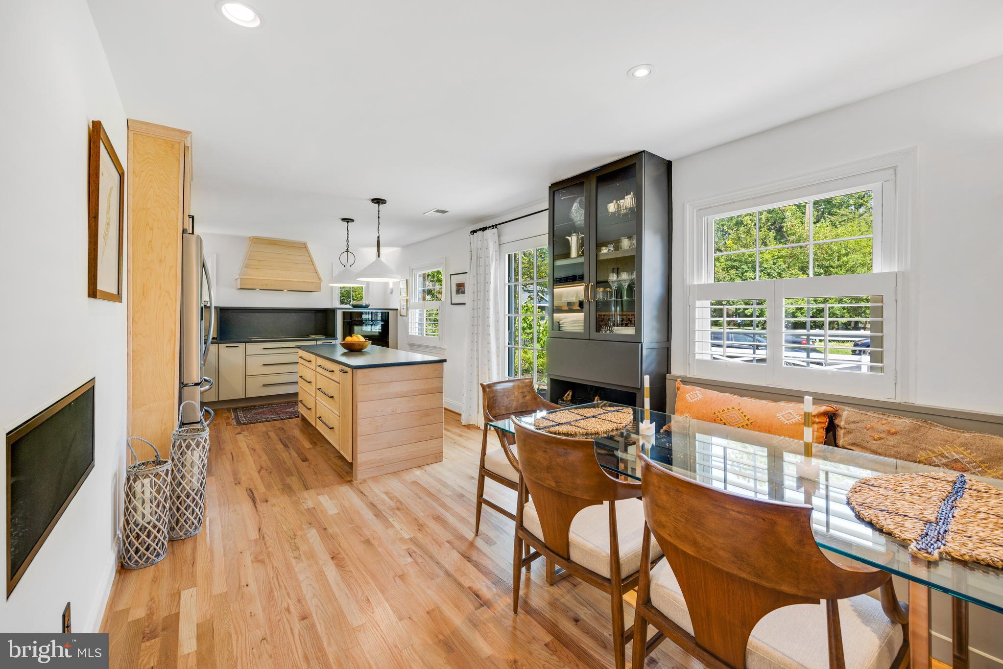 NEW ALEXANDRIA - Residential