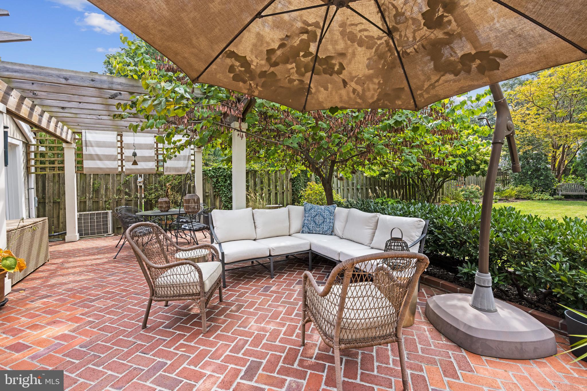 NEW ALEXANDRIA - Residential