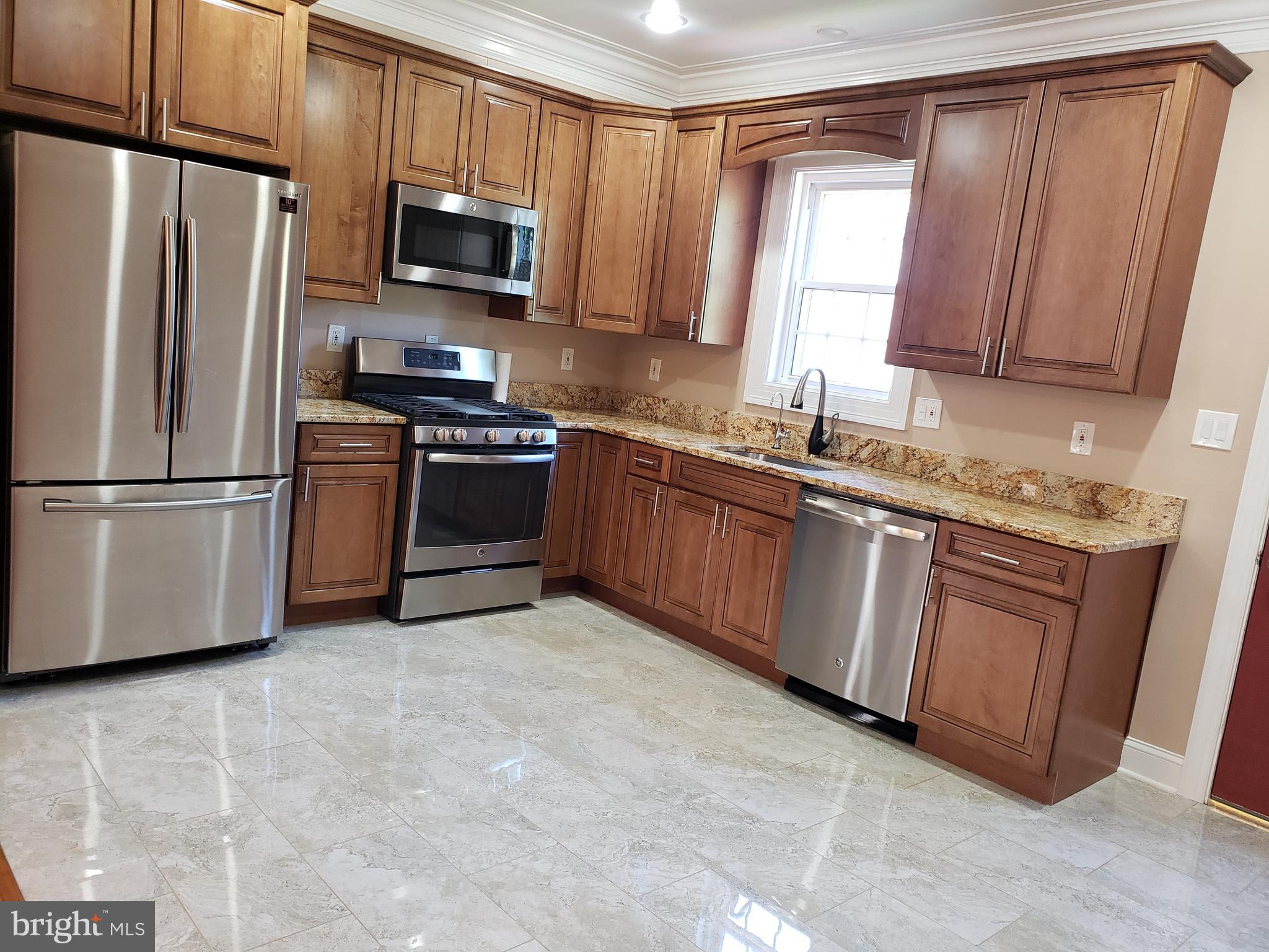 ANNANDALE ACRES - Residential Lease