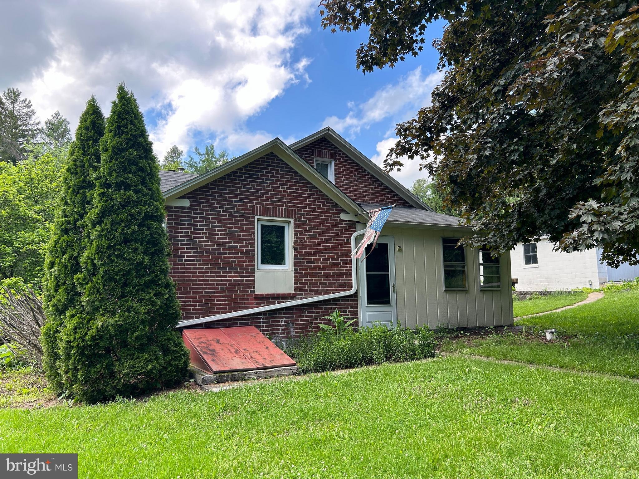 4599 CARLISLE ROAD