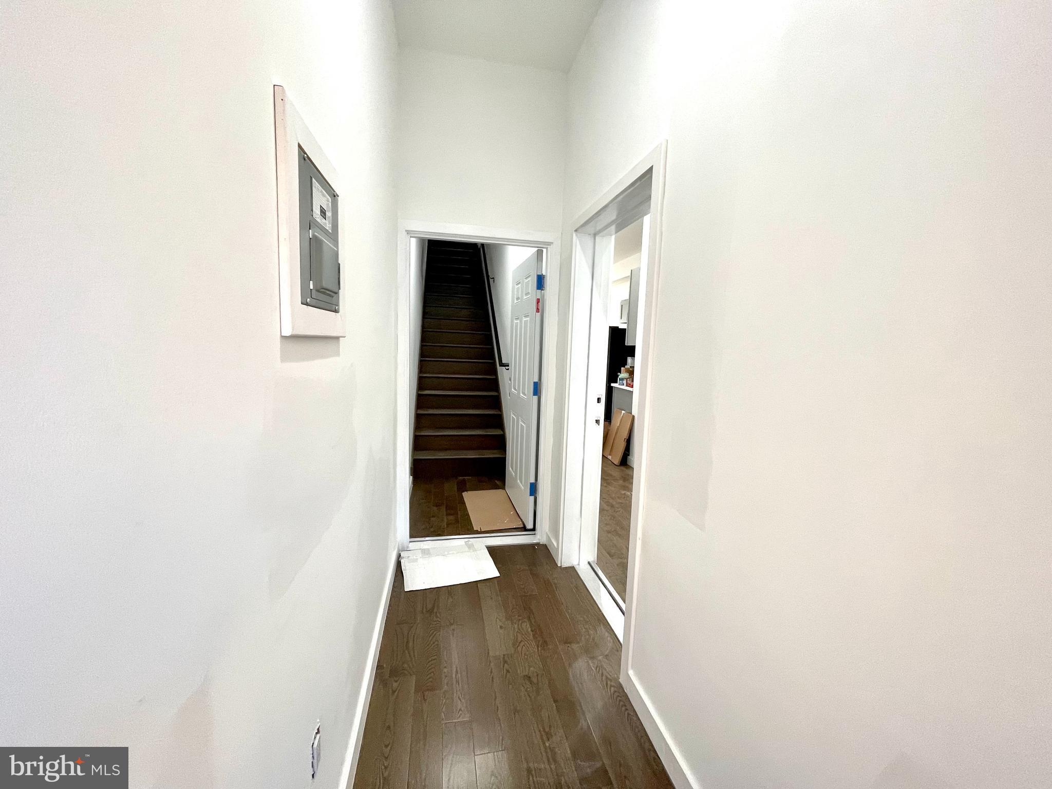 POPLAR - Residential Lease