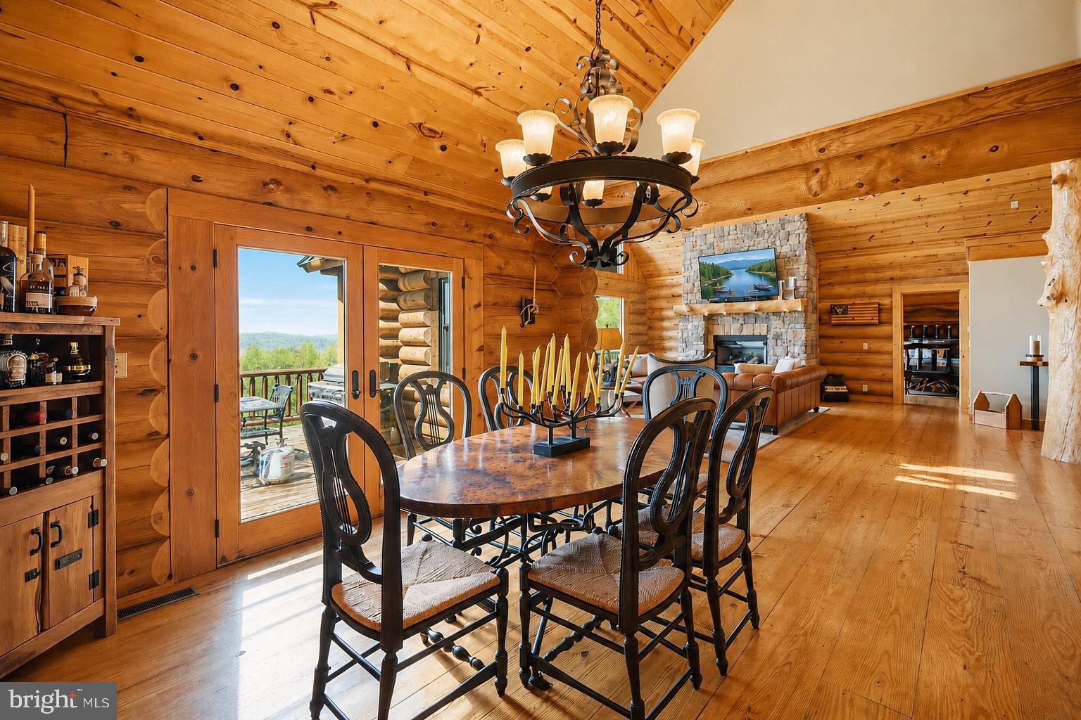 THE VIEW - Residential