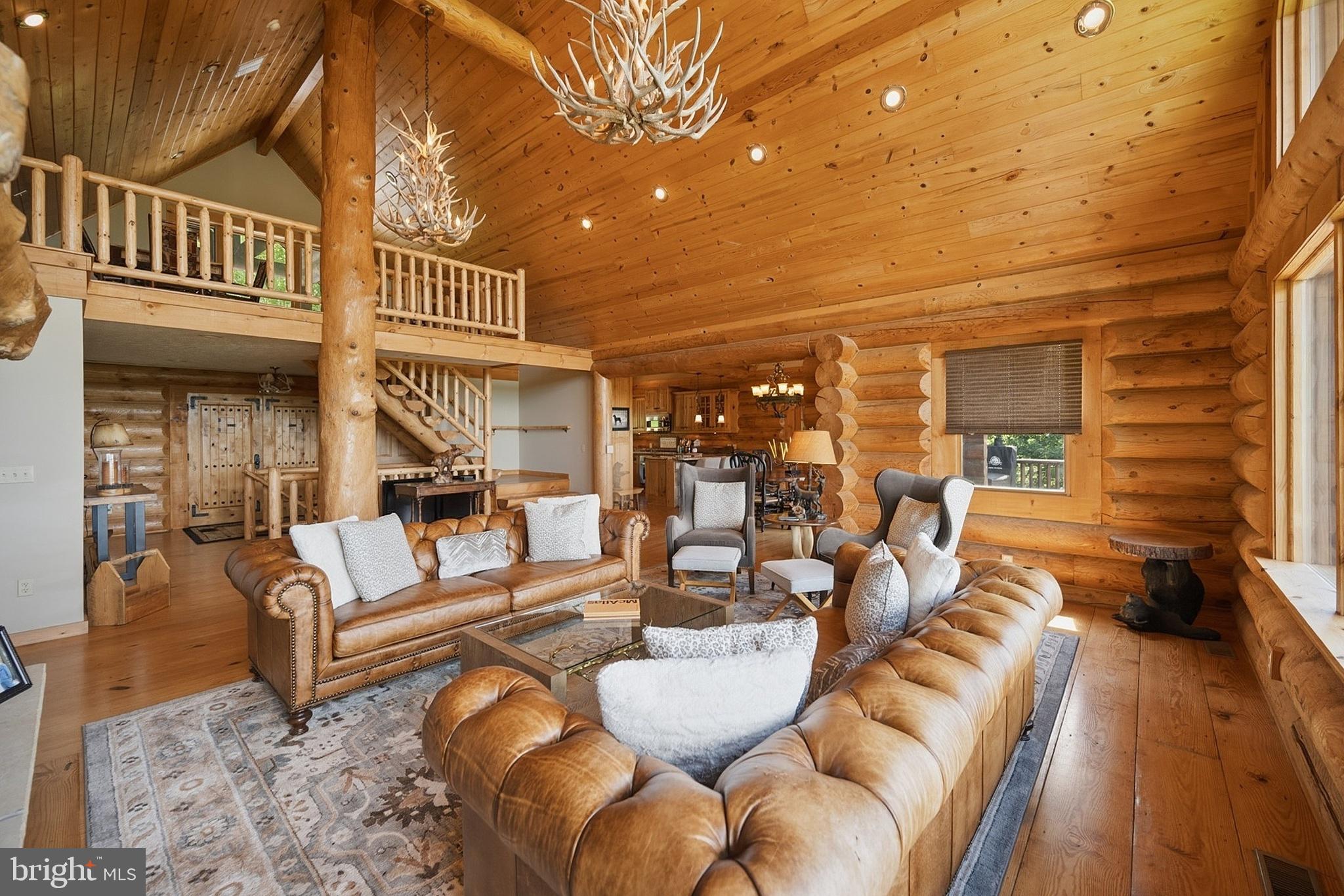 THE VIEW - Residential