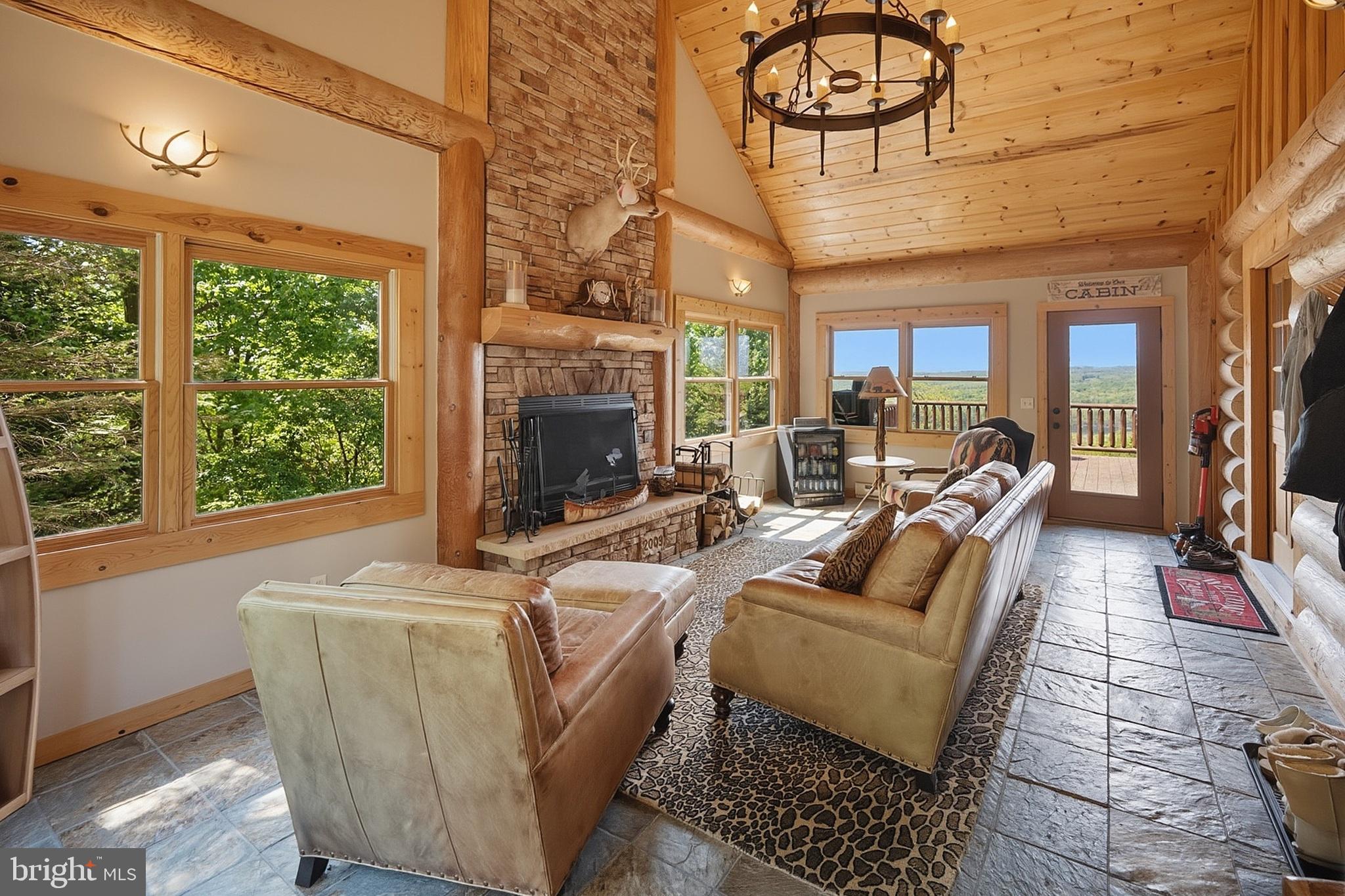 THE VIEW - Residential