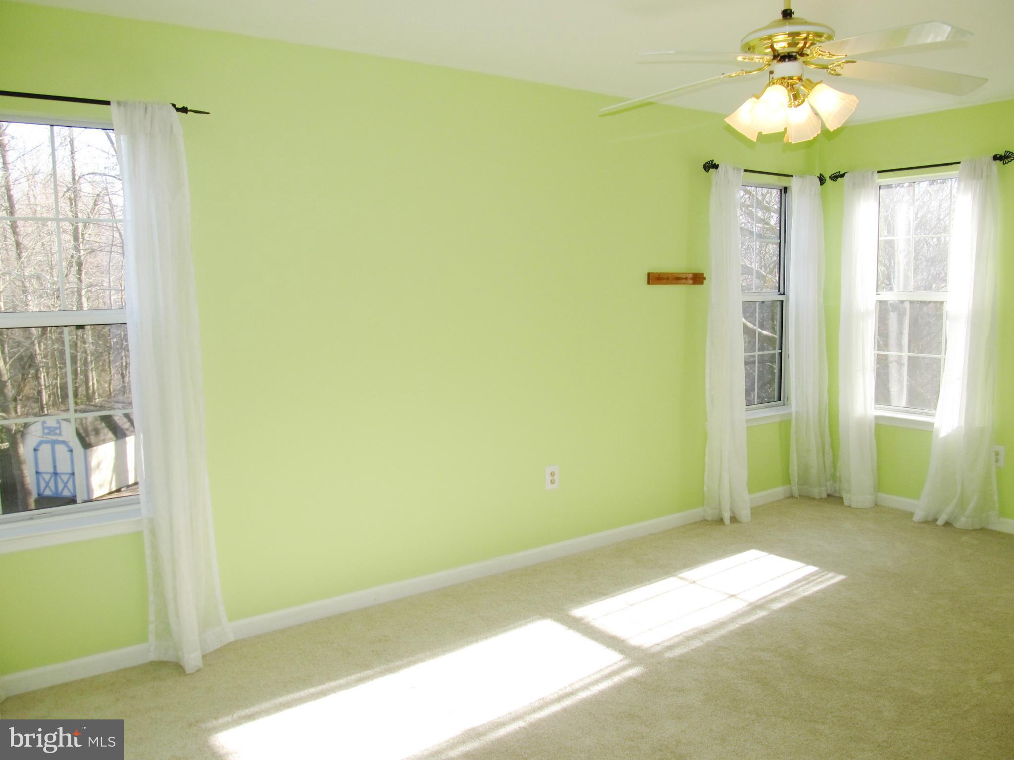 CONSTITUTION HILLS - Residential