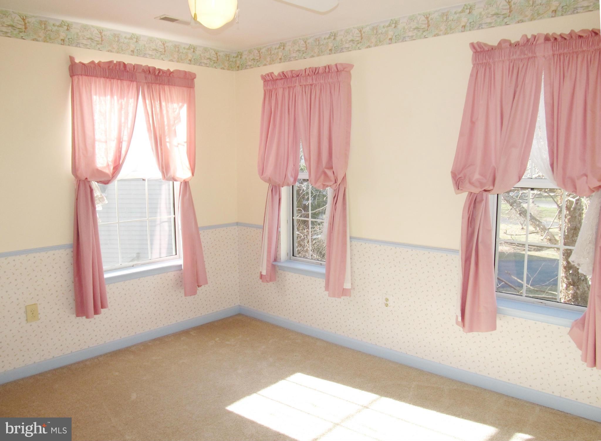 CONSTITUTION HILLS - Residential