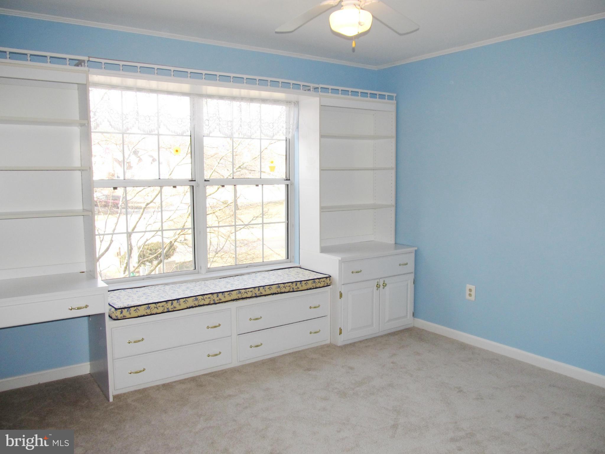 CONSTITUTION HILLS - Residential