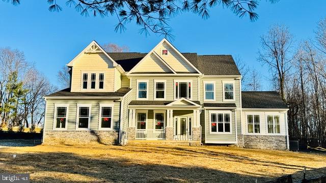 TWIN HILLS - Residential