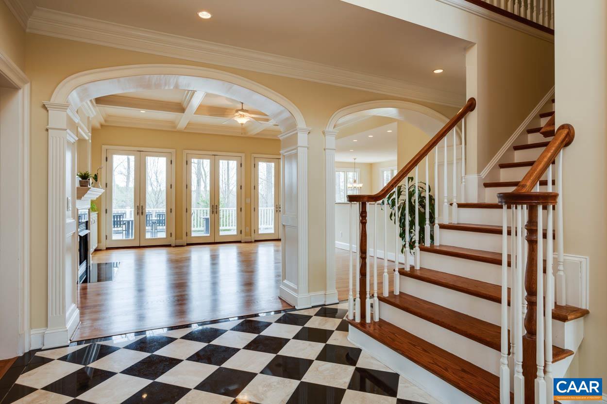 FOXCHASE - Residential