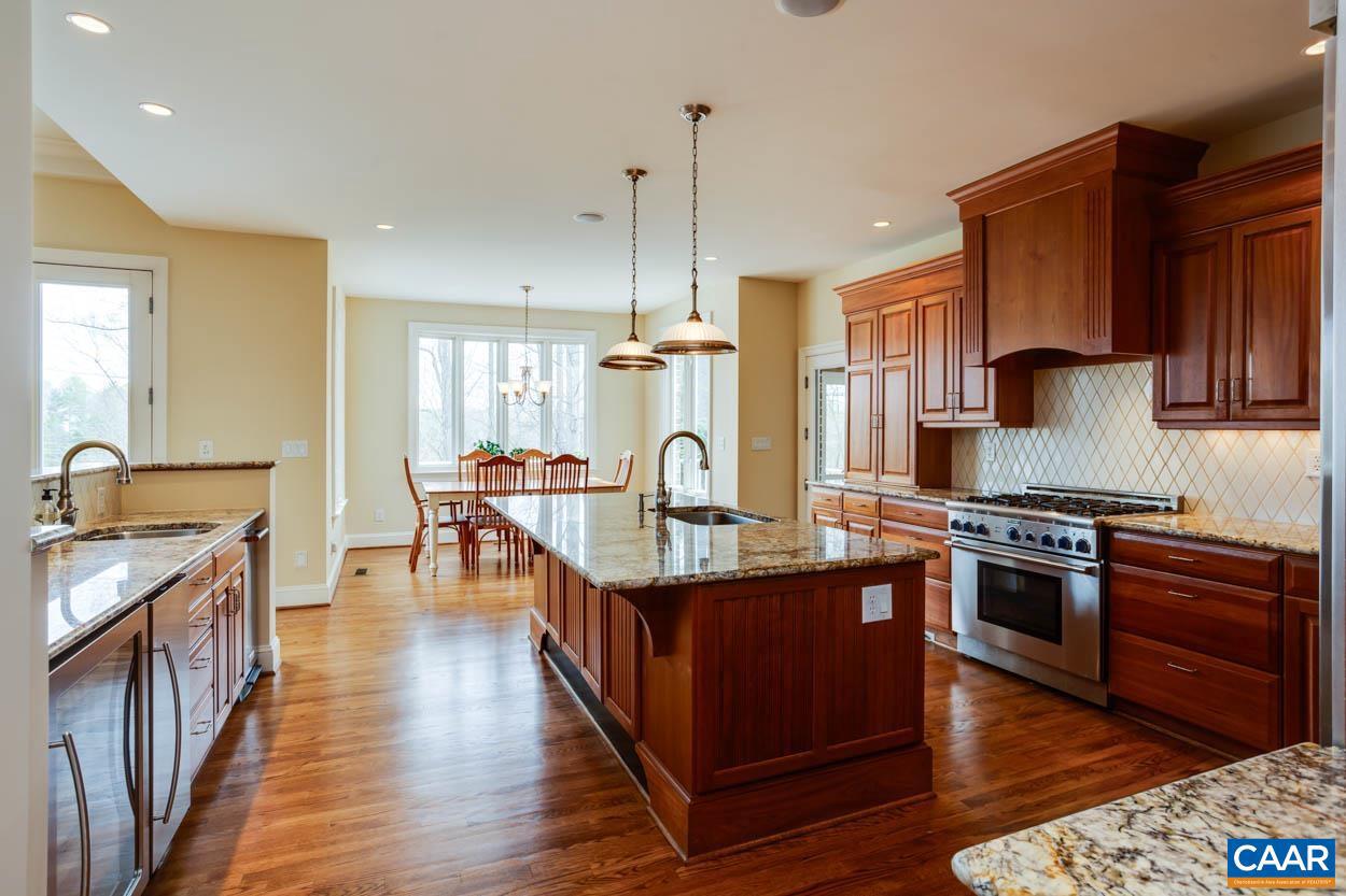 FOXCHASE - Residential