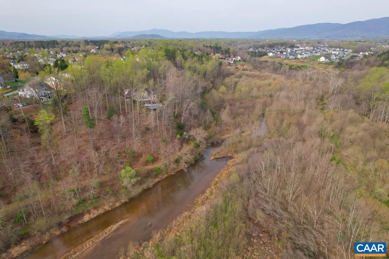 FOXCHASE - Residential