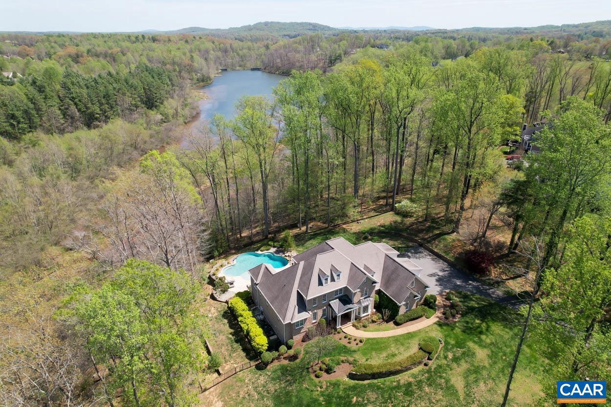 FOXCHASE - Residential