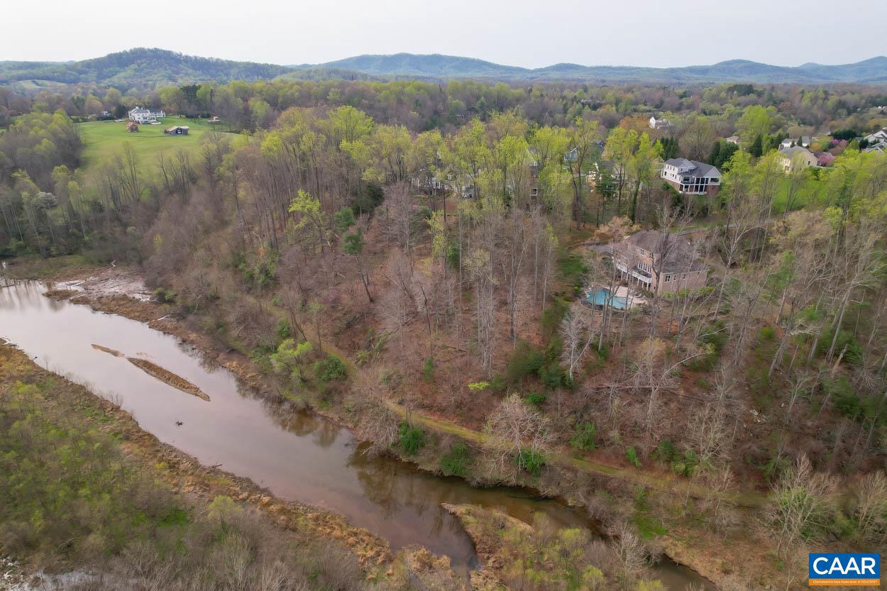 FOXCHASE - Residential