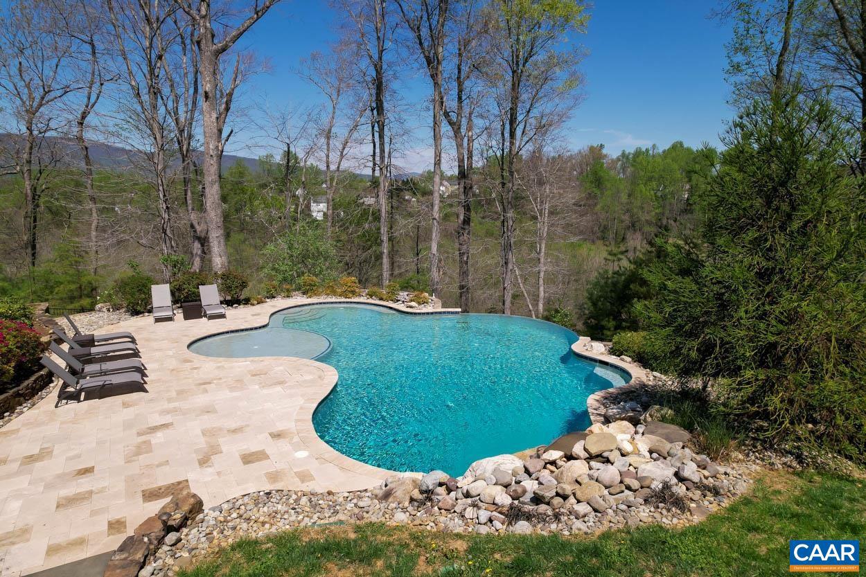 FOXCHASE - Residential