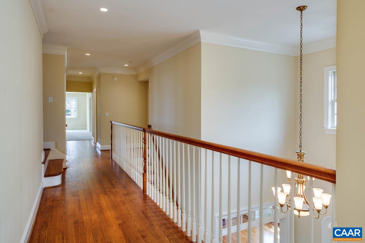 FOXCHASE - Residential