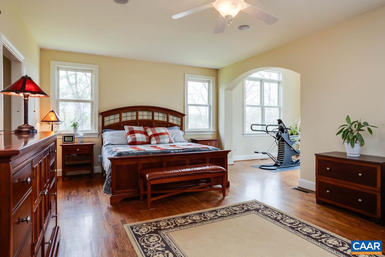 FOXCHASE - Residential