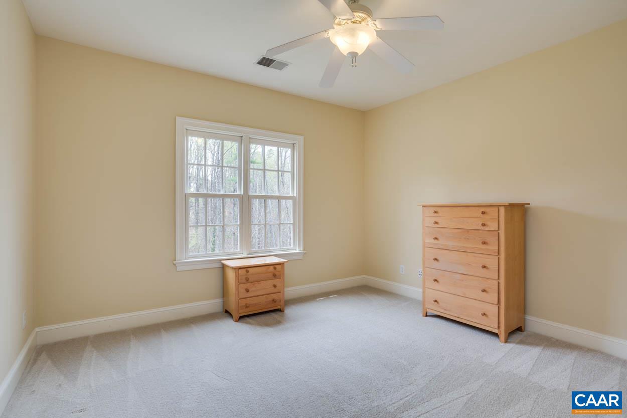 FOXCHASE - Residential