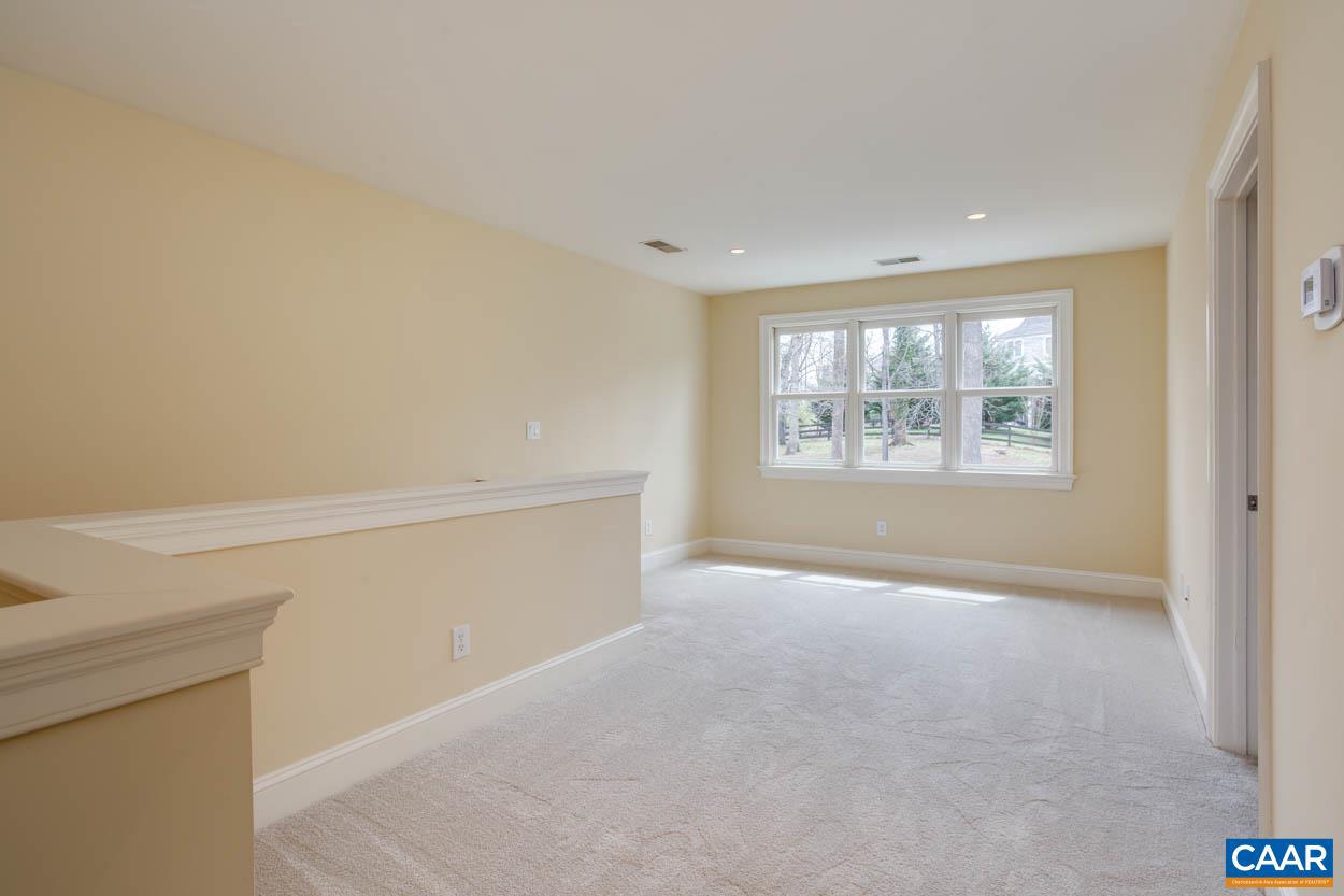 FOXCHASE - Residential