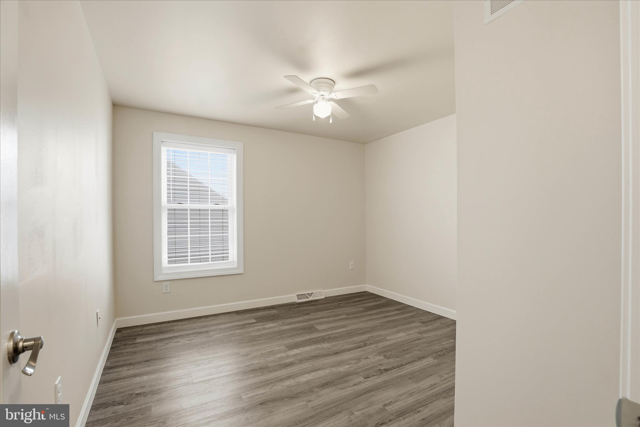 ELM TREE - Residential