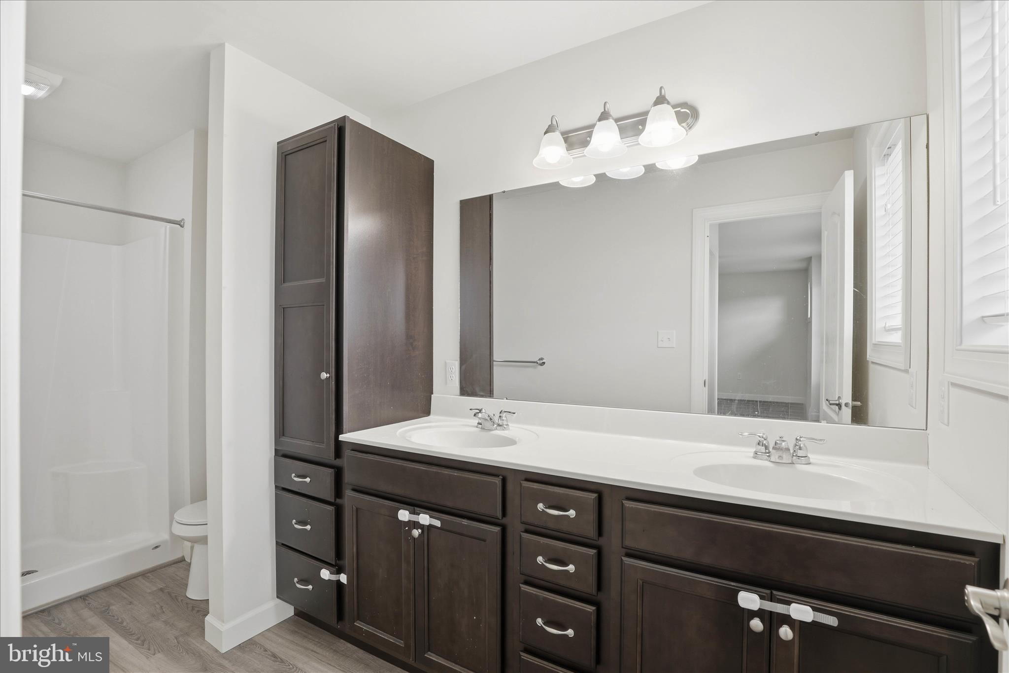 ELM TREE - Residential