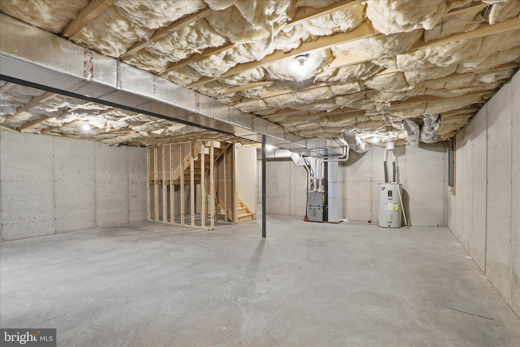 ELM TREE - Residential