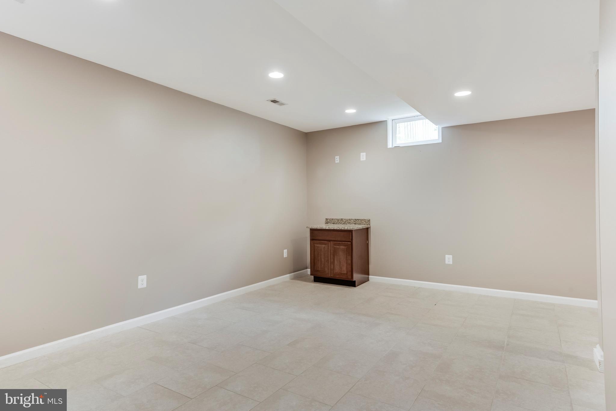 PARKE WEST ADD - Residential Lease