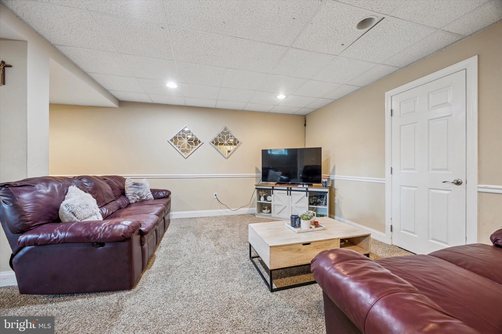 VALLEY GREEN - Residential