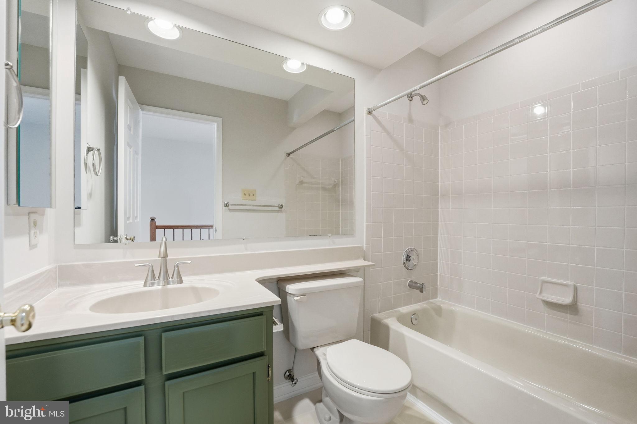 DOMINION STATION - Residential