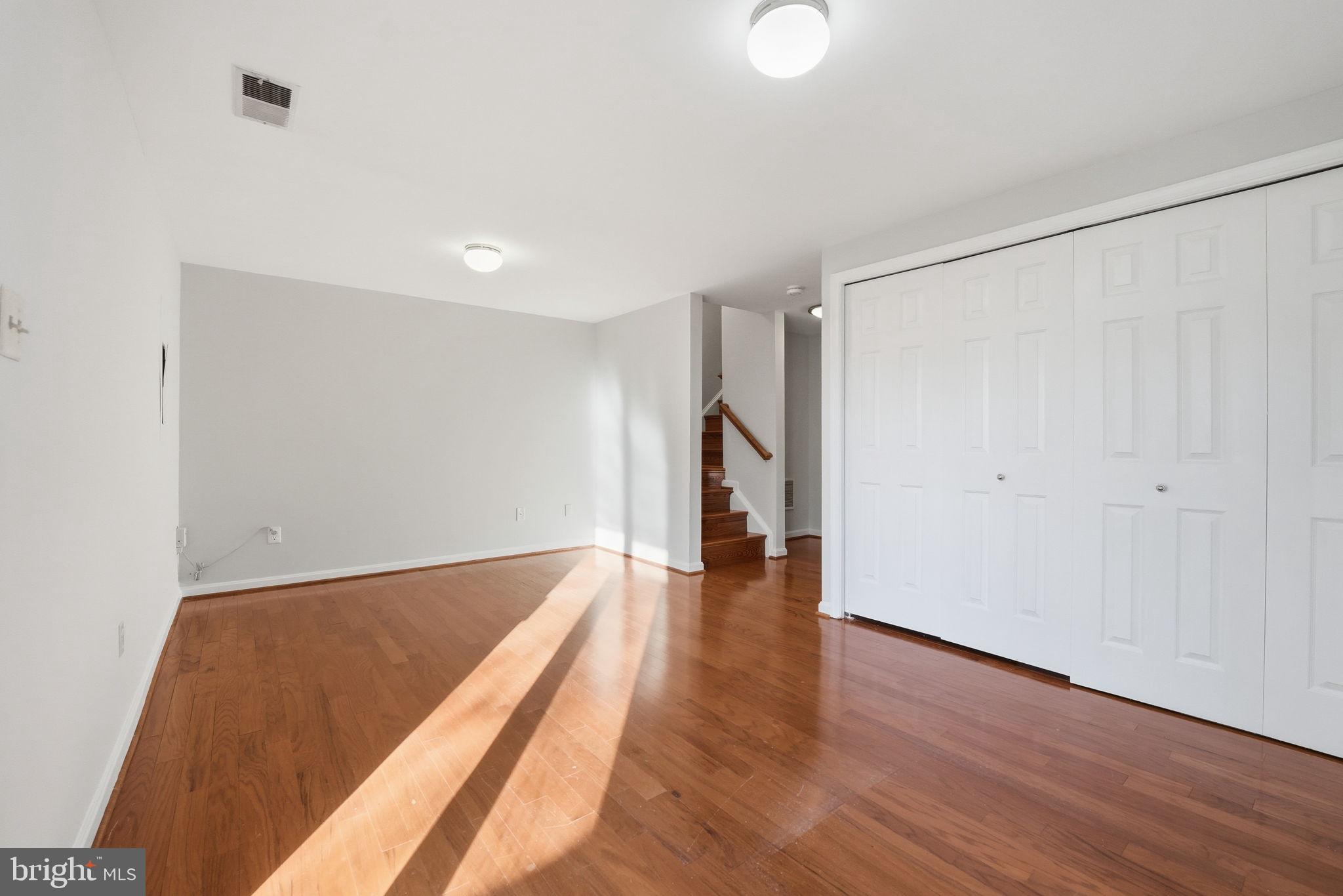 DOMINION STATION - Residential