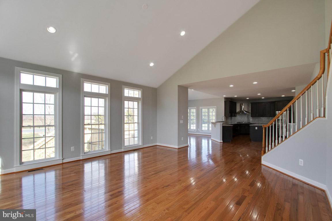 HOLLY RIDGE AT LAWNVALE - Residential