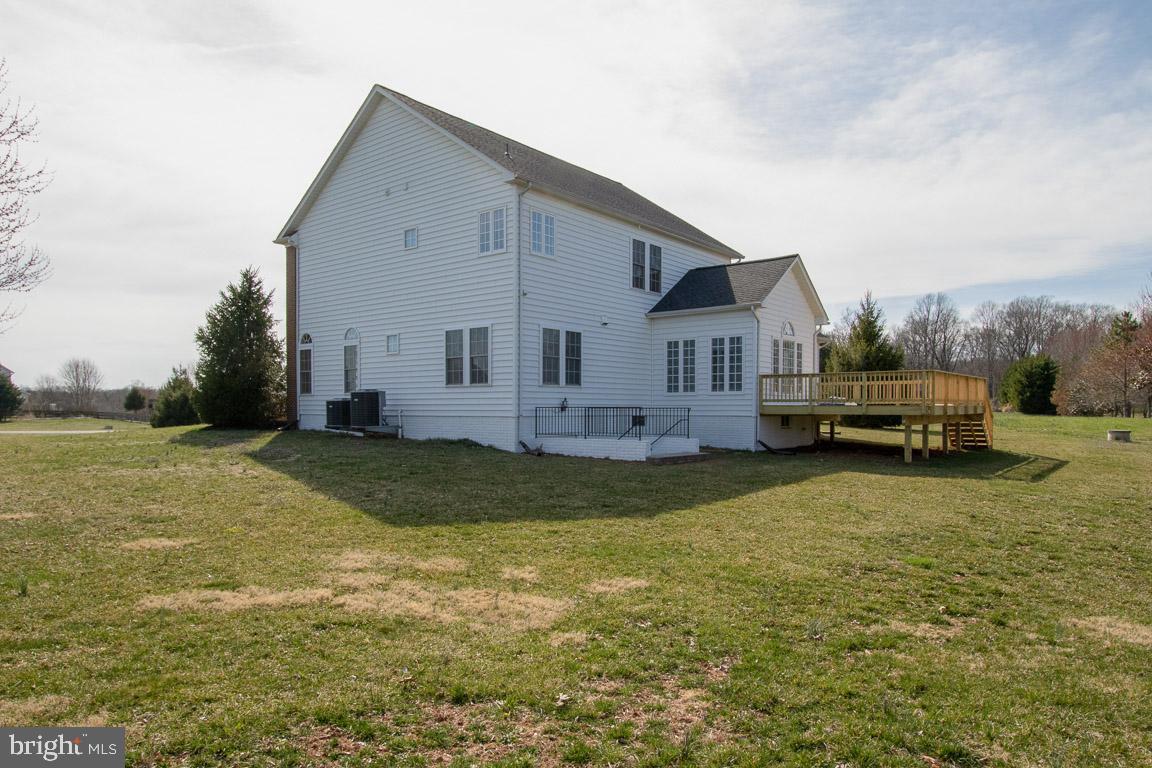 HOLLY RIDGE AT LAWNVALE - Residential