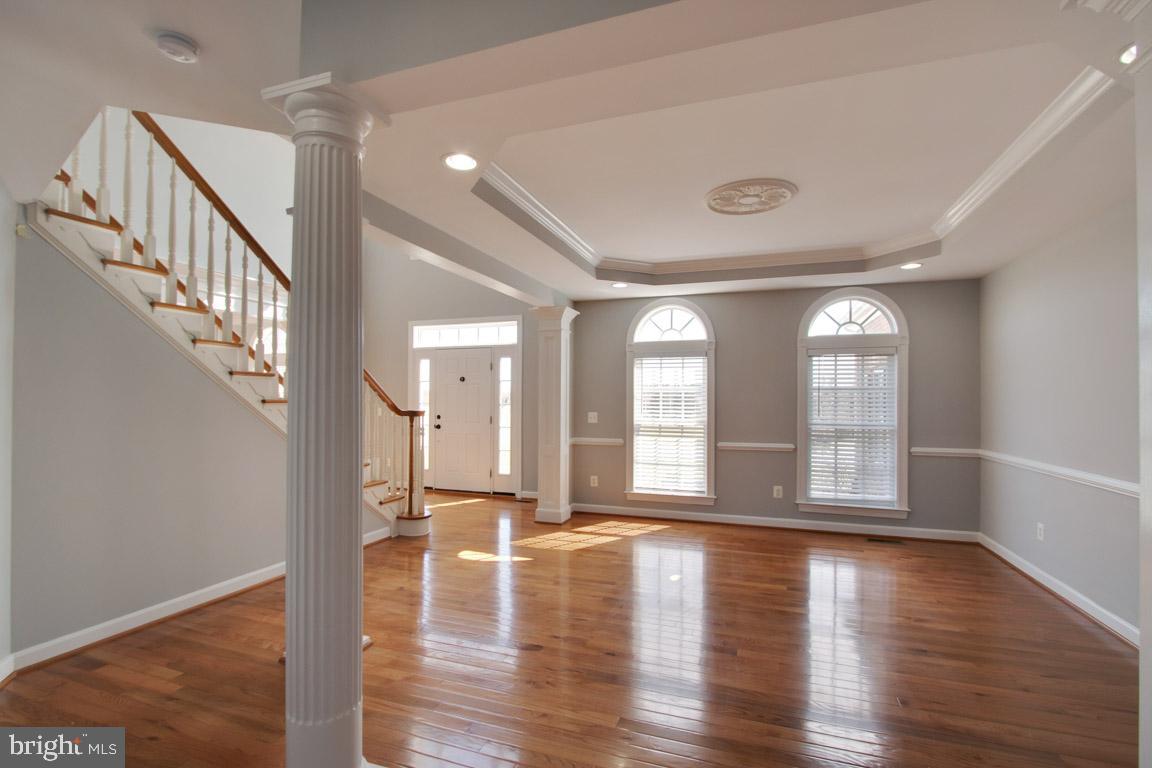 HOLLY RIDGE AT LAWNVALE - Residential