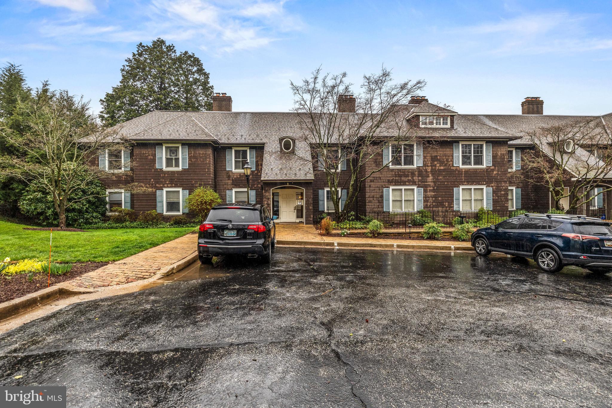 DEVON HILL - Residential Lease