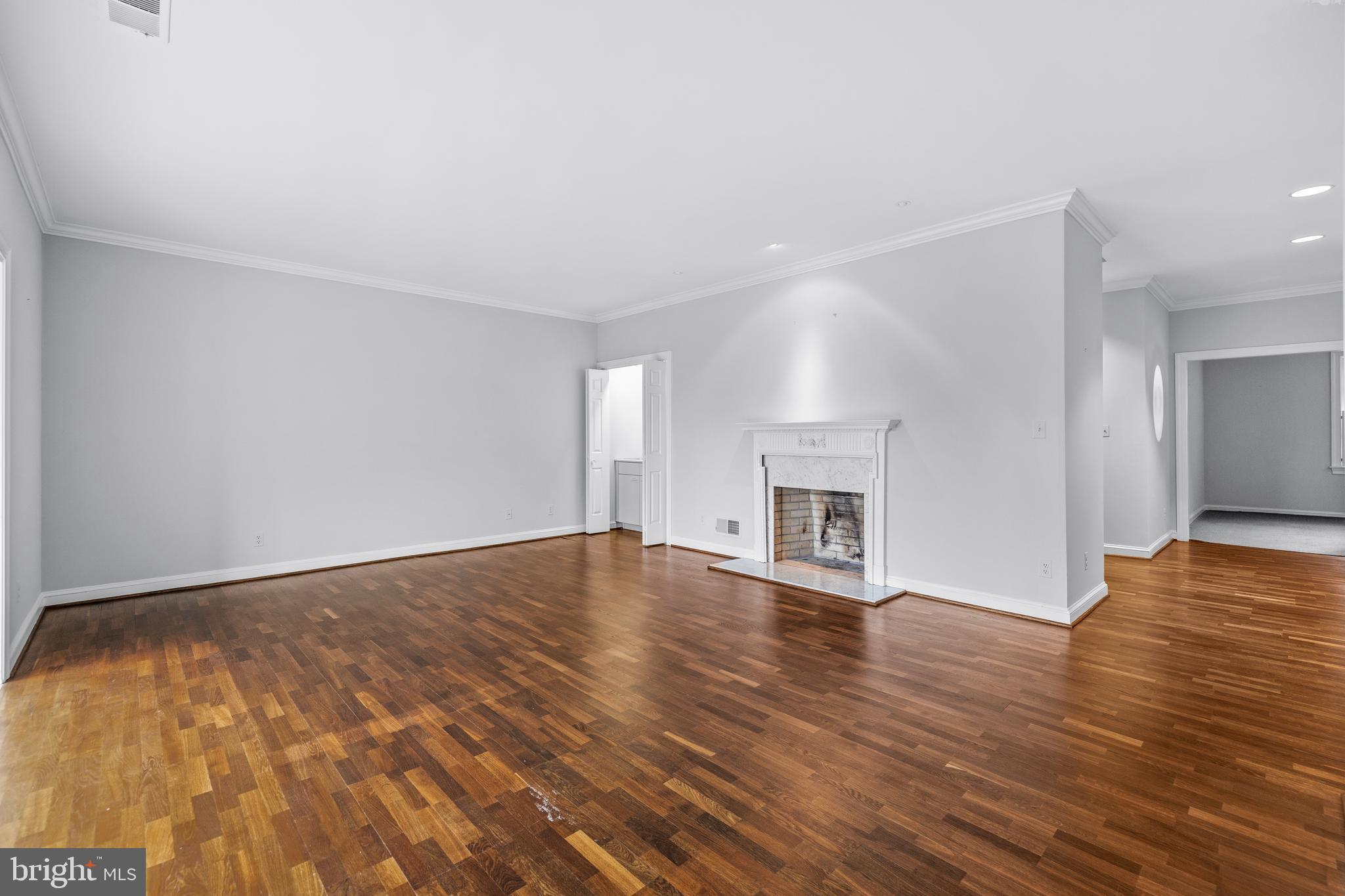 DEVON HILL - Residential Lease