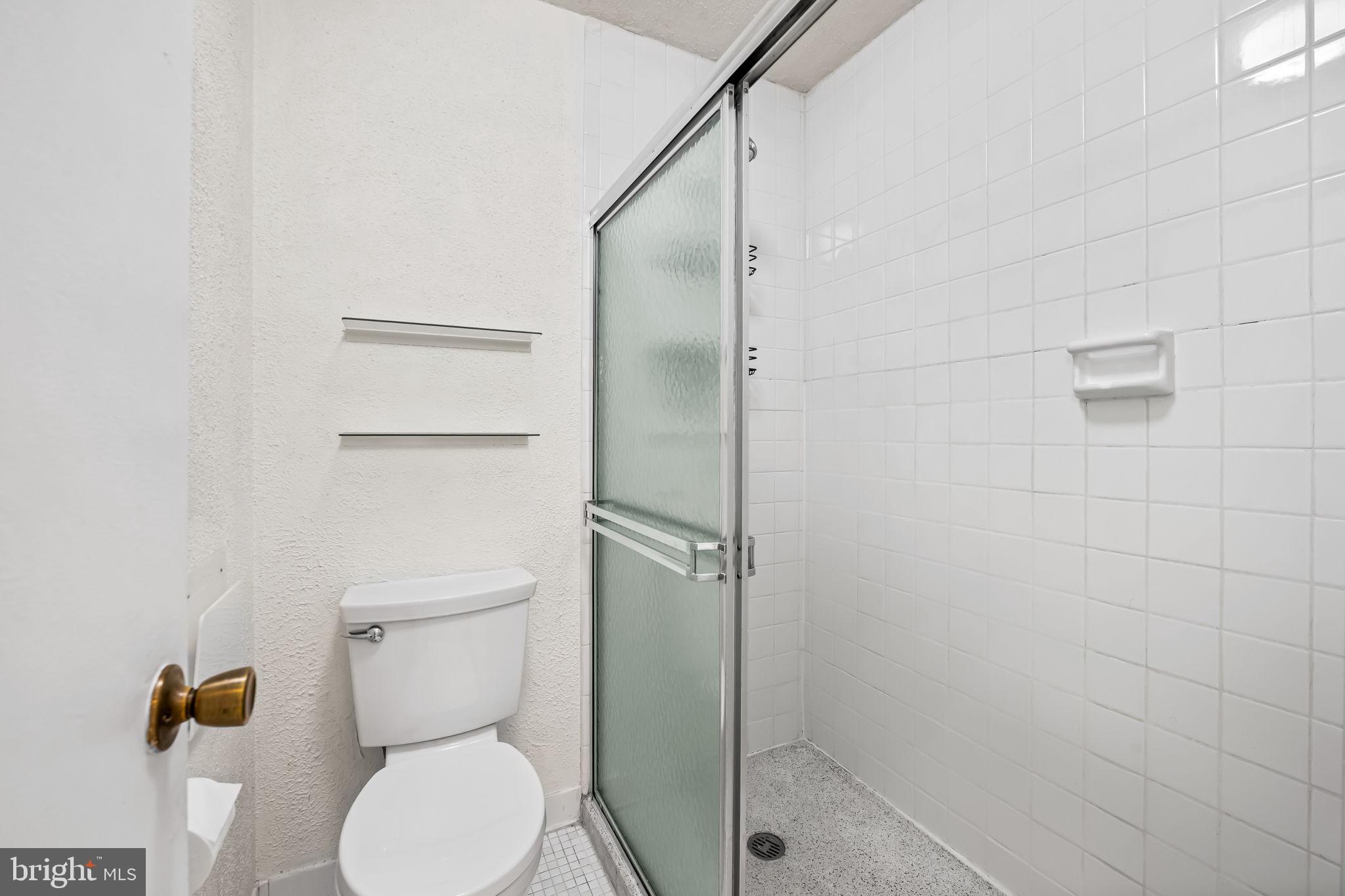 ANNEN WOODS - Residential