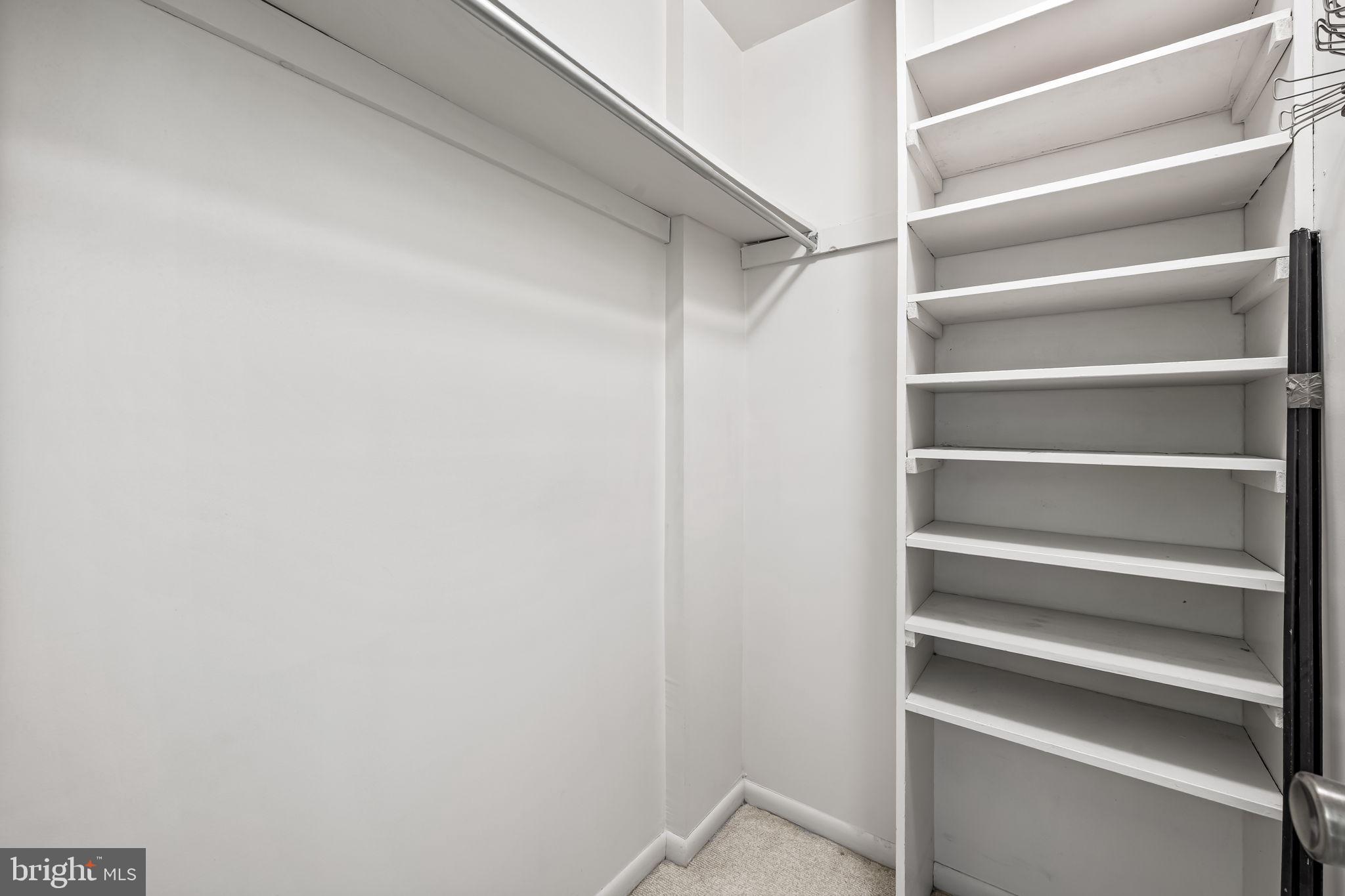 ANNEN WOODS - Residential