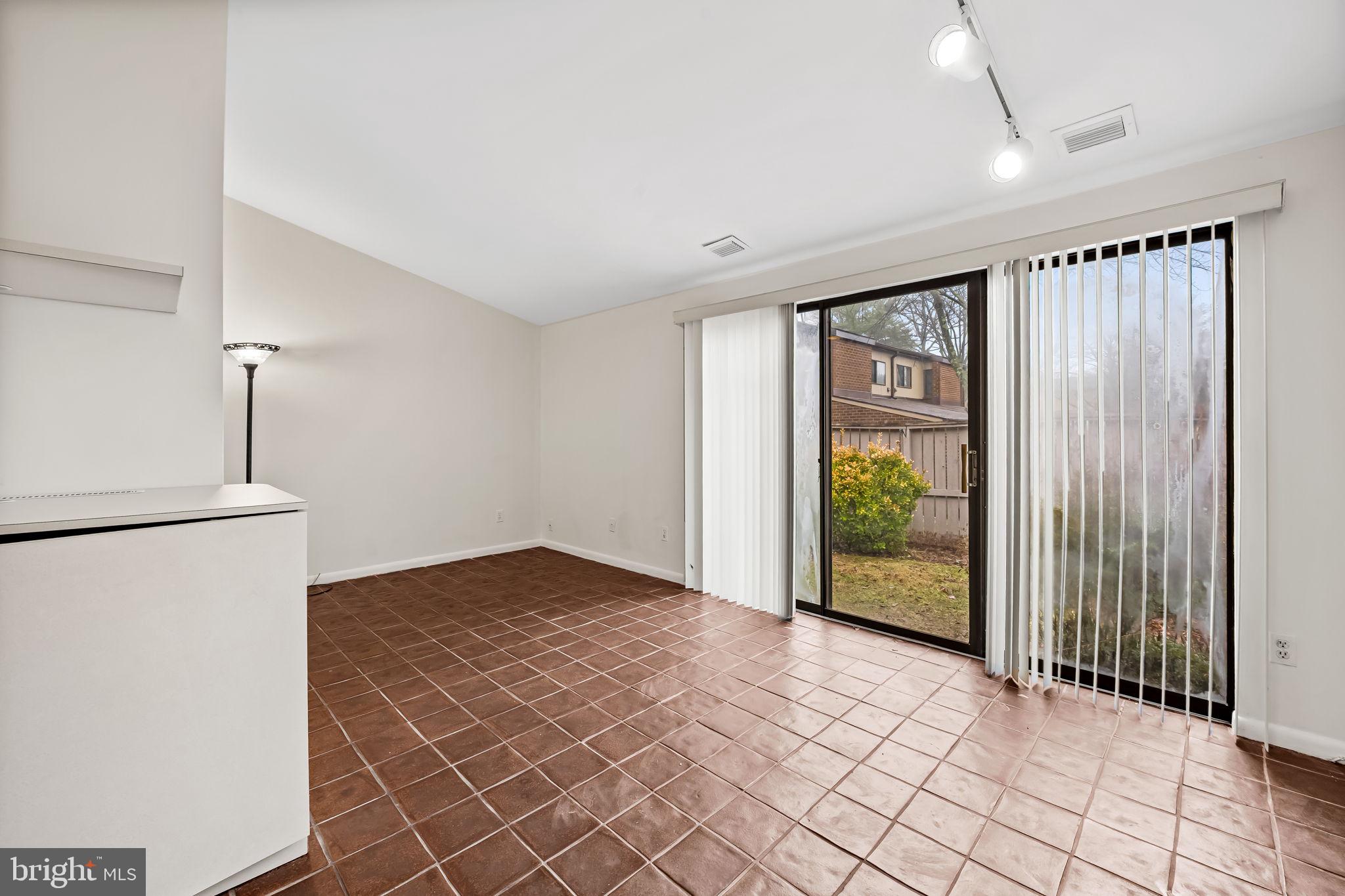 ANNEN WOODS - Residential